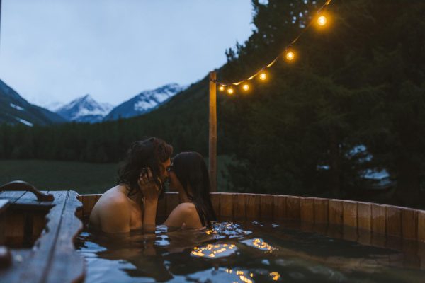 Aquavia Spa cold plunge — bañera de hidromasaje con función fría