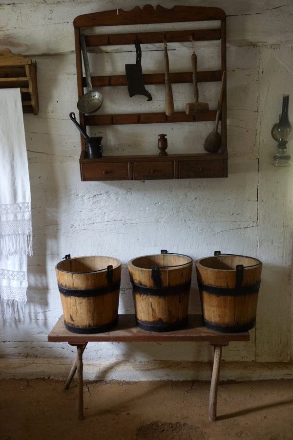 Cubo y cazo de madera para löyly de sauna finlandesa